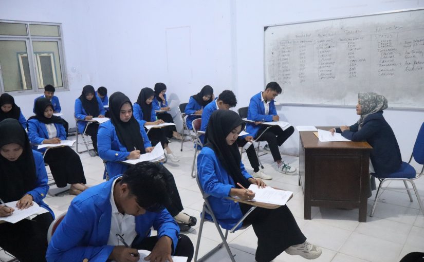 Peran Universitas dalam Membangun Kompetensi Mahasiswa di Era Globalisasi Modern