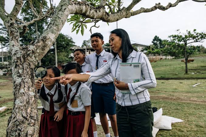 Program Studi Sekolah Dasar yang Mempersiapkan Calon Guru Profesional dan Berkompeten